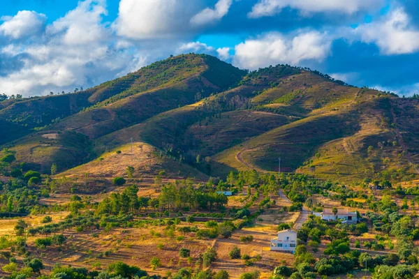 Alte köyü çevresindeki Portekiz manzarası.