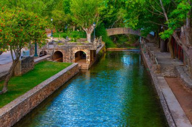 Portekiz 'in Algarve bölgesinde Fonte Grande de Alte baharı.