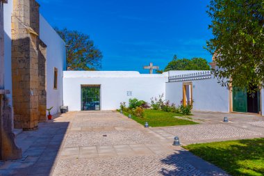 Portekiz 'in Faro kentindeki katedral manzarası.