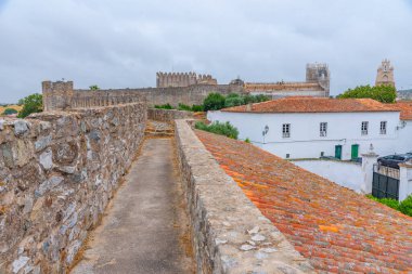 Portekiz, Serpa 'daki kale manzarası.
