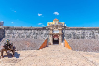 Portekiz kasabası Elvas 'taki zarif leydimizin kalesi..