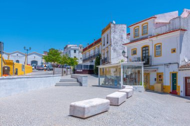 Portekiz kasabası Elvas 'taki zarif leydimizin kalesi..