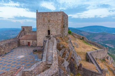 Portekiz köyü Marvao 'daki şatonun manzarası.