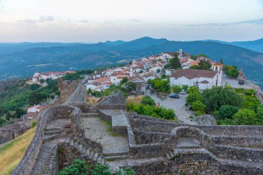 Portekiz şehri Marvao 'nun havadan görünüşü.