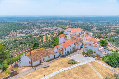 Portekiz 'in Evoramonte kasabasının hava manzarası.