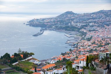 Portekiz 'in Funchal kasabasının Panorama manzarası.
