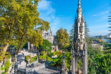 Portekiz, Sintra 'daki Quinta da Regaleira Sarayı' nın ana binası..