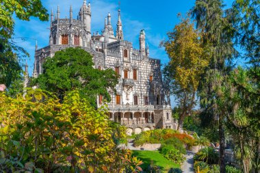 Portekiz, Sintra 'daki Quinta da Regaleira Sarayı' nın ana binası..