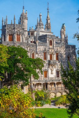 Portekiz, Sintra 'daki Quinta da Regaleira Sarayı' nın ana binası..