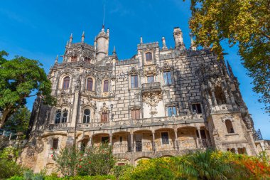 Portekiz, Sintra 'daki Quinta da Regaleira Sarayı' nın ana binası..