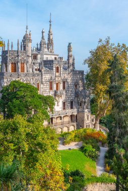 Portekiz, Sintra 'daki Quinta da Regaleira Sarayı' nın ana binası..
