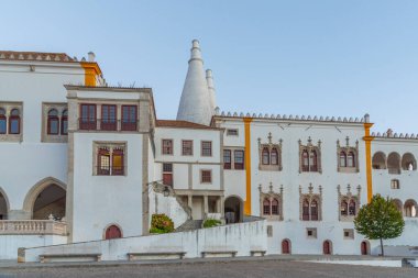 Portekiz, Sintra 'daki ulusal sarayın manzarası.