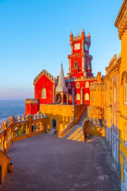 Sintra, Portekiz yakınlarındaki Pena Ulusal Sarayı.
