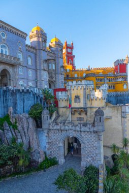 Sintra, Portekiz yakınlarındaki Pena Ulusal Sarayı.