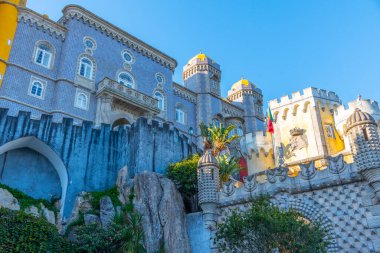 Sintra, Portekiz yakınlarındaki Pena Ulusal Sarayı.