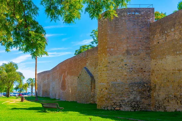 Portekiz 'in Faro kasabasındaki kale..