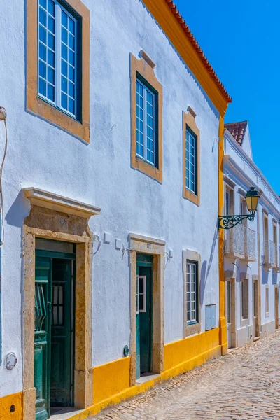 Strada Stretta Nella Parte Vecchia Della Città Portoghese Faro — Foto Stock