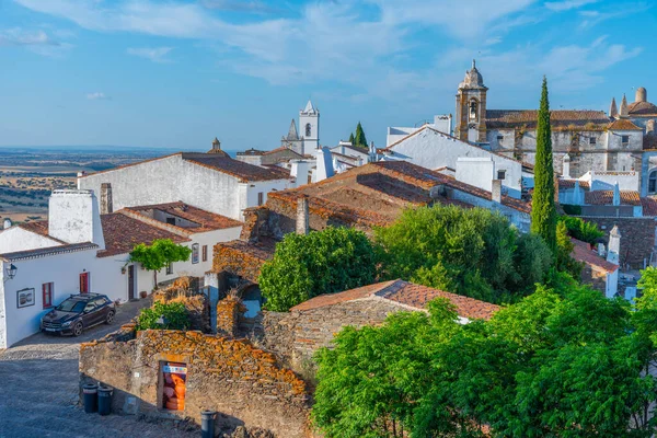Portekiz 'in Monsaraz kasabasının hava manzarası.