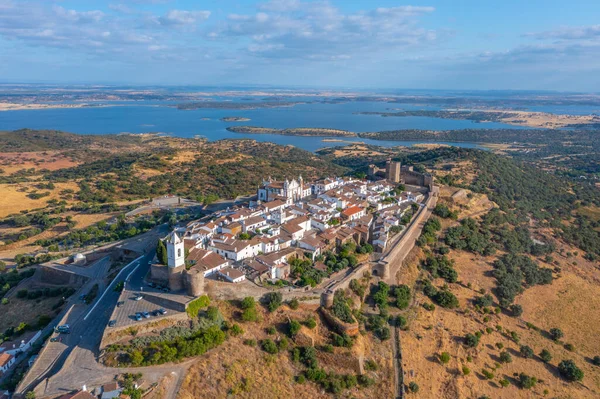 Portekiz 'in Monsaraz kasabasının hava manzarası.
