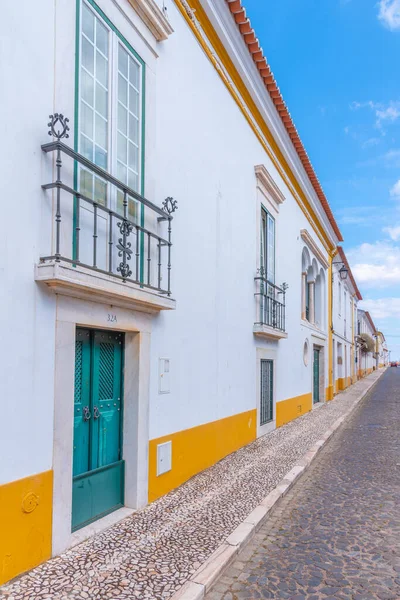 Portekiz 'in dar sokakları Vila Vicosa.