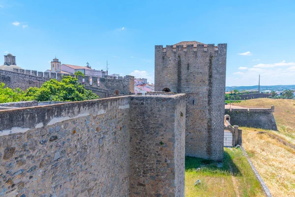 Portekiz, Elvas 'taki şato manzarası.