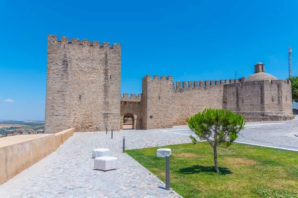 Portekiz, Elvas 'taki şato manzarası.