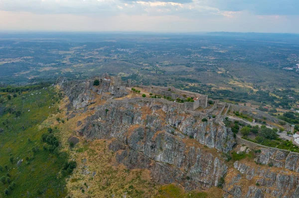 Portekiz 'in Marvao kentinin günbatımı manzarası.