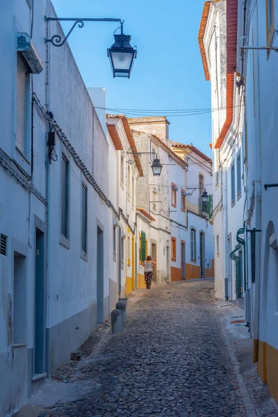 Rua Estreita Cidade Portuguesa Évora — Fotografia de Stock