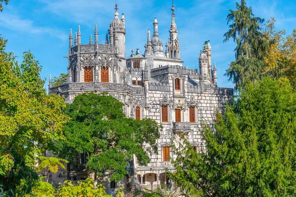 Portekiz, Sintra 'daki Quinta da Regaleira Sarayı' nın ana binası..