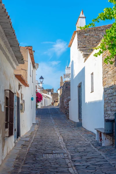 Enge Straße Der Altstadt Des Portugiesischen Dorfes Monsaraz Stockbild