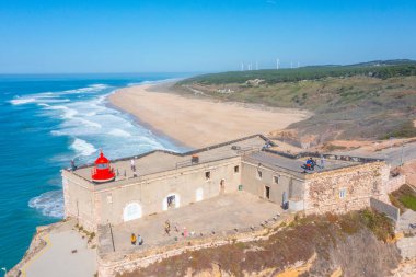 Portekiz 'in Nazare kasabasındaki Forte de Sao Miguel Arcanjo.