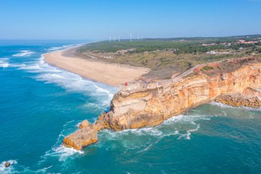 Portekiz 'in Nazare kasabasındaki Forte de Sao Miguel Arcanjo.