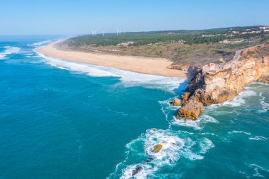 Portekiz 'in Nazare kasabasındaki Forte de Sao Miguel Arcanjo.