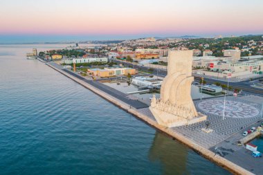 Padrao dos Descobrimentos 'un Gündoğumu - Belem, Lizbon, Portekiz' deki Keşifler Anıtı.