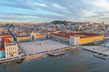 Lizbon, Portekiz 'de Praca do comercio' nun hava görüntüsü..