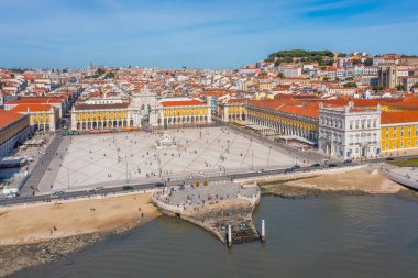 Lizbon, Portekiz 'de Praca do comercio' nun hava görüntüsü..