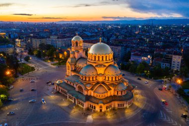 Bulgaristan 'ın Sofya kentindeki Alexander Nevski katedralinin hava manzarası