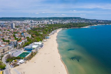 İspanya 'nın merkezi sahil manzaralı Varna kasabası.