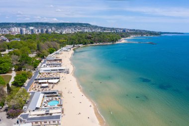 İspanya 'nın merkezi sahil manzaralı Varna kasabası.