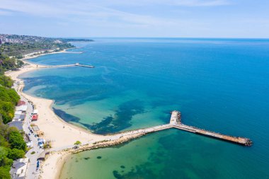 İspanya 'nın merkezi sahil manzaralı Varna kasabası.