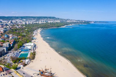 İspanya 'nın merkezi sahil manzaralı Varna kasabası.