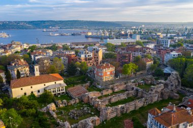 Bulgar kenti Varna 'da havadan Roma hamamı manzarası