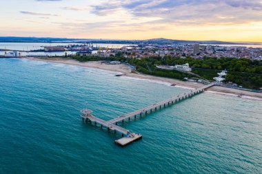 Bulgaristan 'daki Burgaz iskelesinin havadan görüntüsü