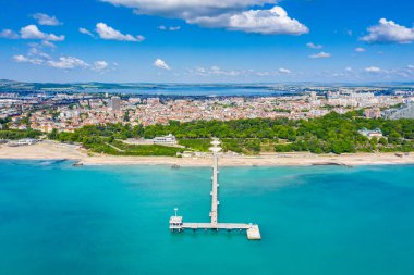 Bulgaristan 'daki Burgaz iskelesinin havadan görüntüsü