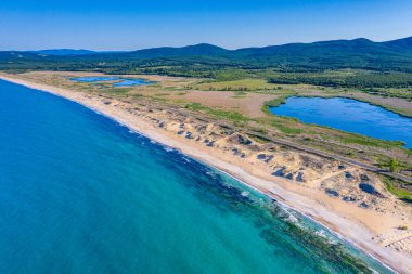 Bulgaristan 'da Sozopol yakınlarındaki sürücü plajının havadan görüntüsü