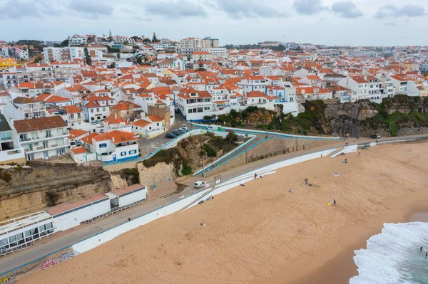 Portekiz 'deki Ericeira' da Praia do Norte.