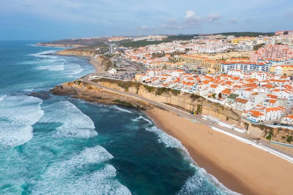 Portekiz 'deki Ericeira' da Praia do Norte.