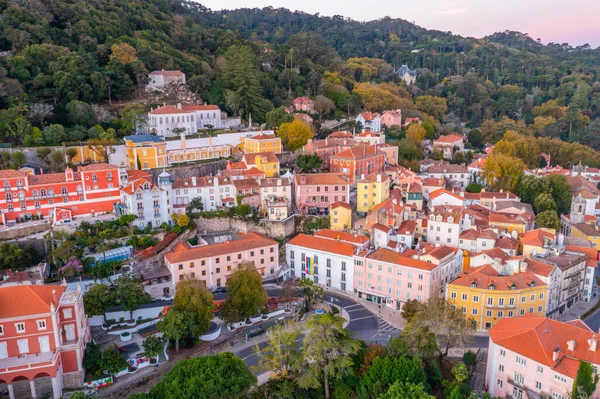 Portekiz 'in Sintra kentinin gündoğumu manzarası.