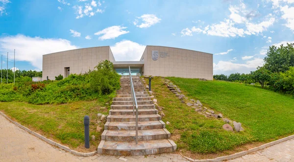 Bulgari 'deki Aleksandrovo Trakya mezarına adanmış müze