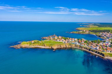 Bulgar sahil kenti Ahtopol 'ün hava manzarası